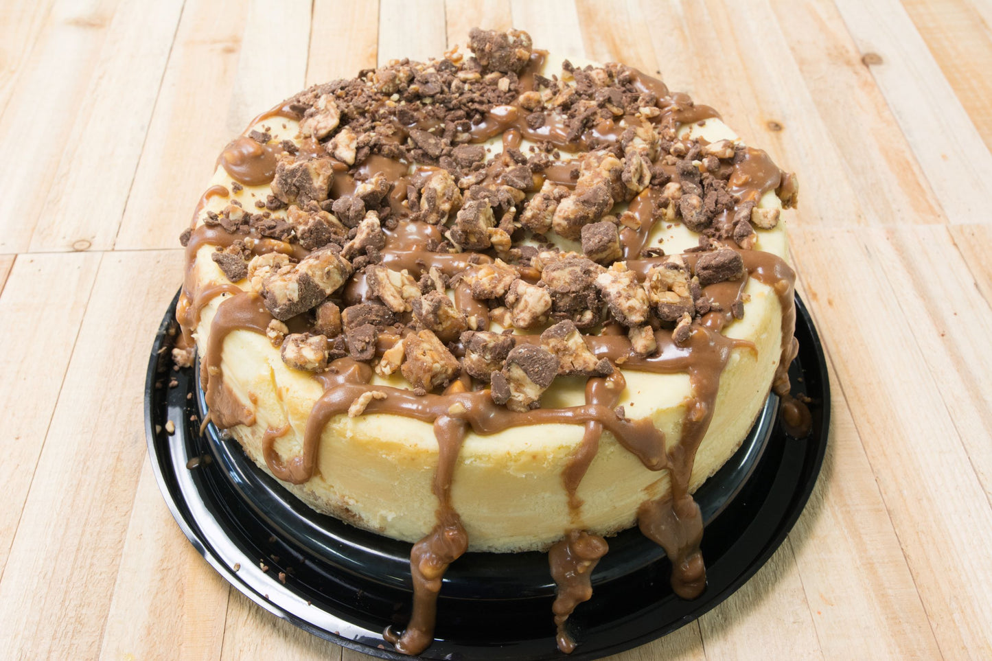 Four 10oz Mini Snickers Cheesecake Giftbox