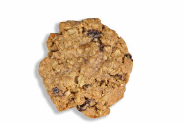 Oatmeal raisin cookie